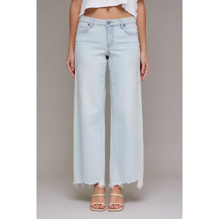 Hidden Jean super light 31” inseam wide leg