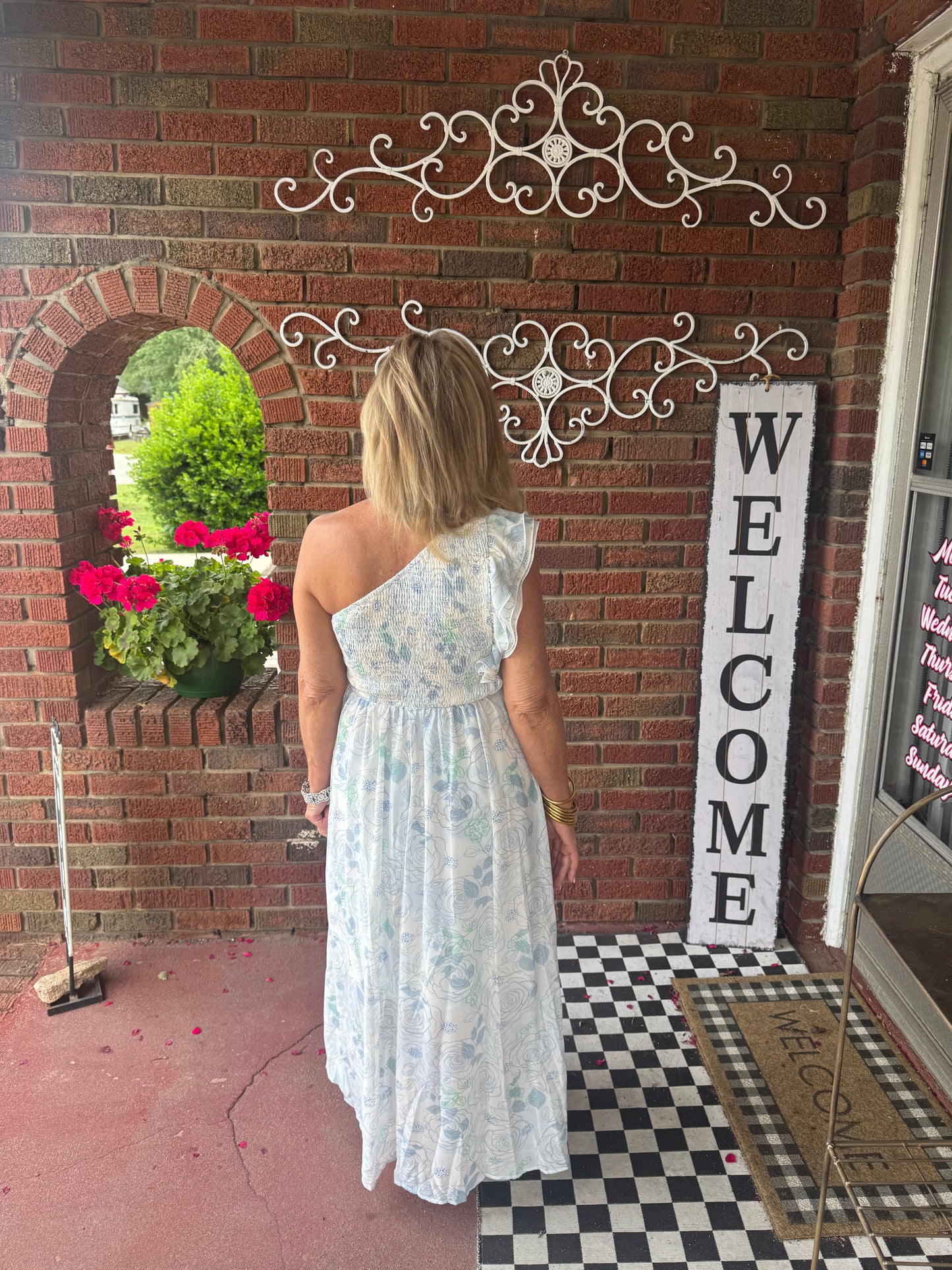 Shoulder smocked floral Maxi dress