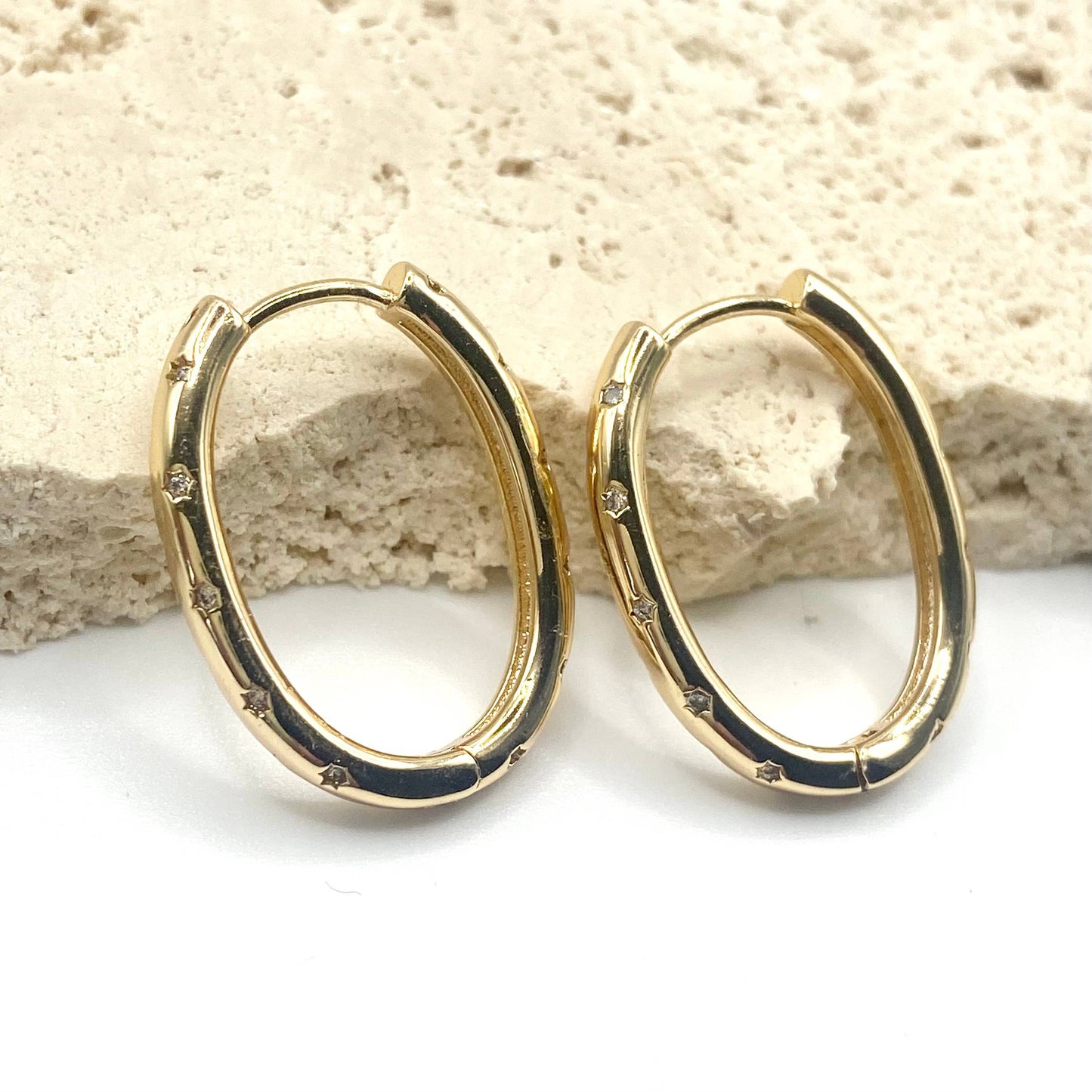 Starburst oval hoop earrings huggy Huggies 