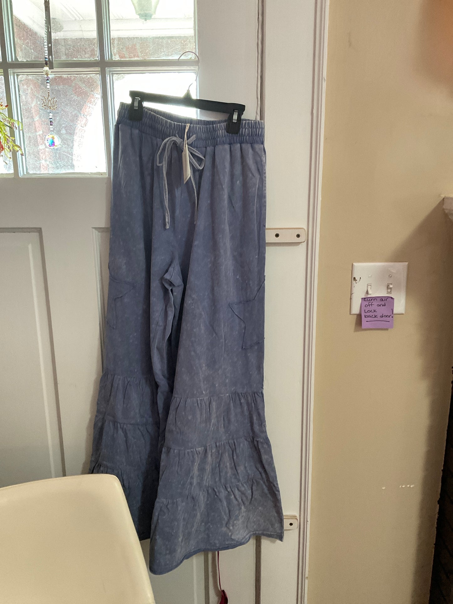 MITTOSHOP blue flowy pants with star