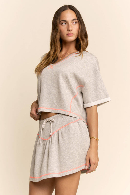 SOFT KNIT V-NECK CROP TOP  SHORTS SKORT SET