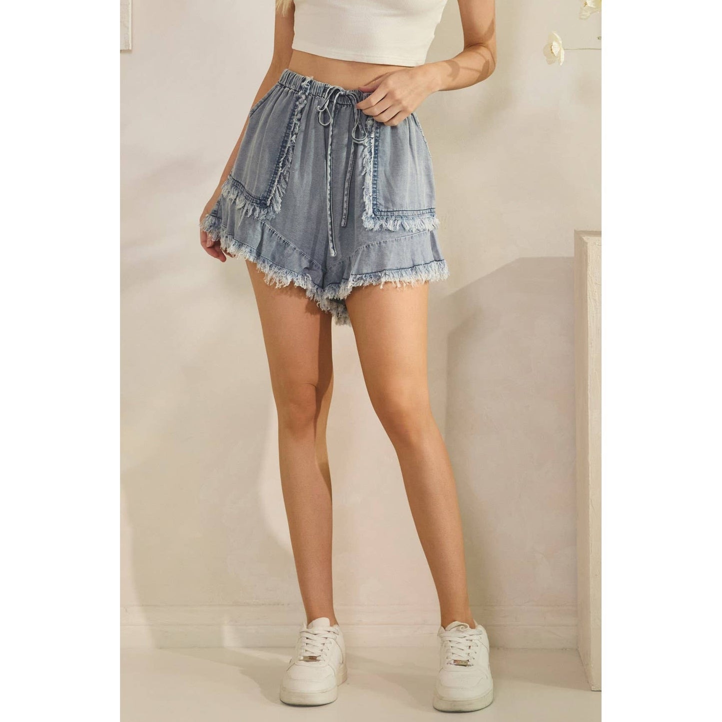 COASTAL WASHED FRAY DENIM SHORTS (SH7658)