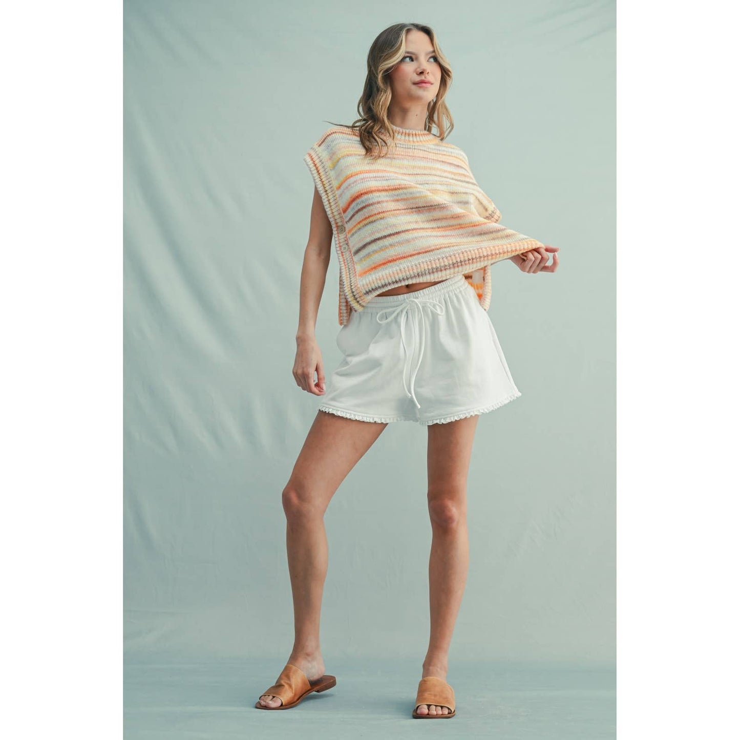 RUFFLE DETAIL KNIT SHORTS / WL25-11334