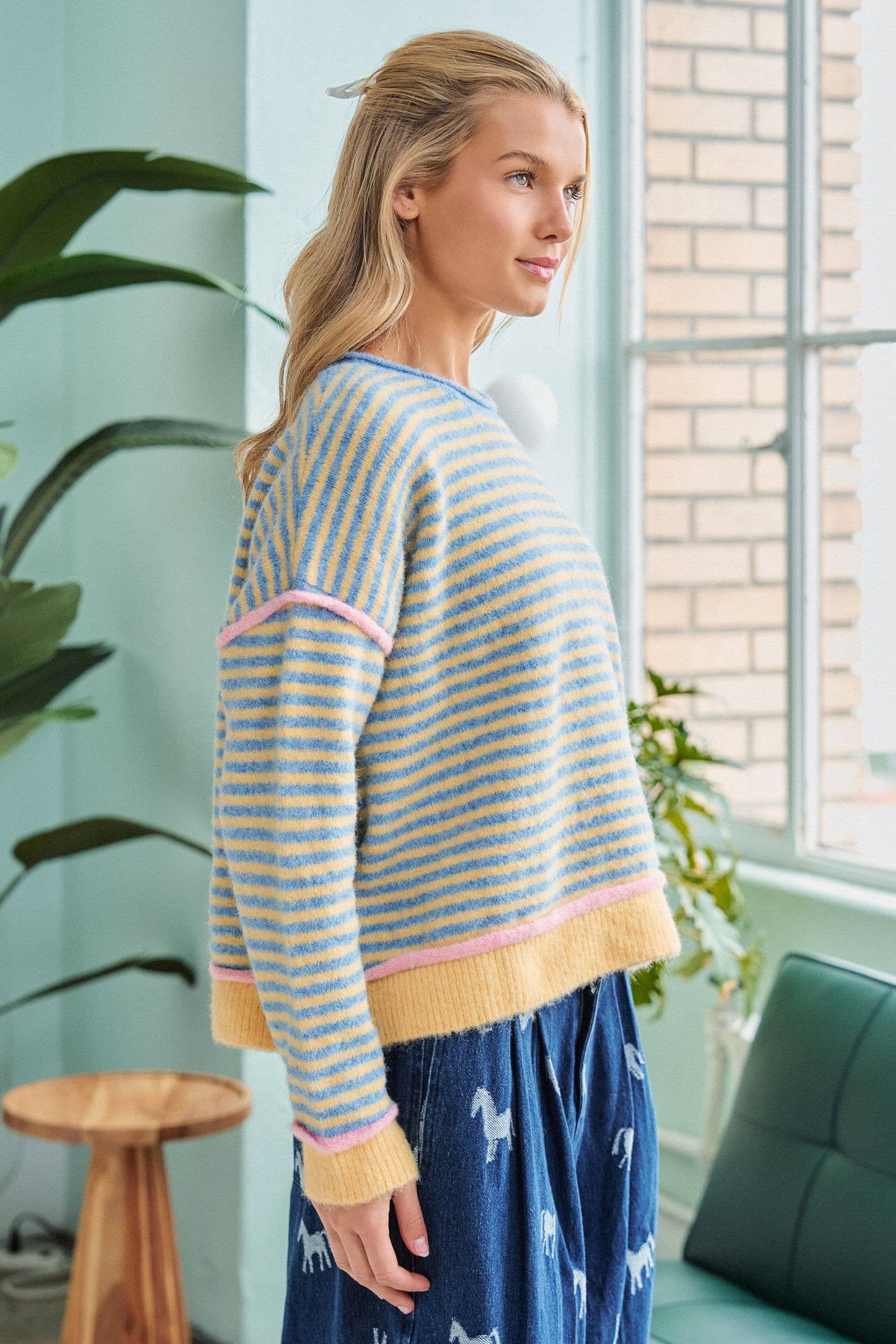 CONTRAST TRIM STRIPED SWEATER