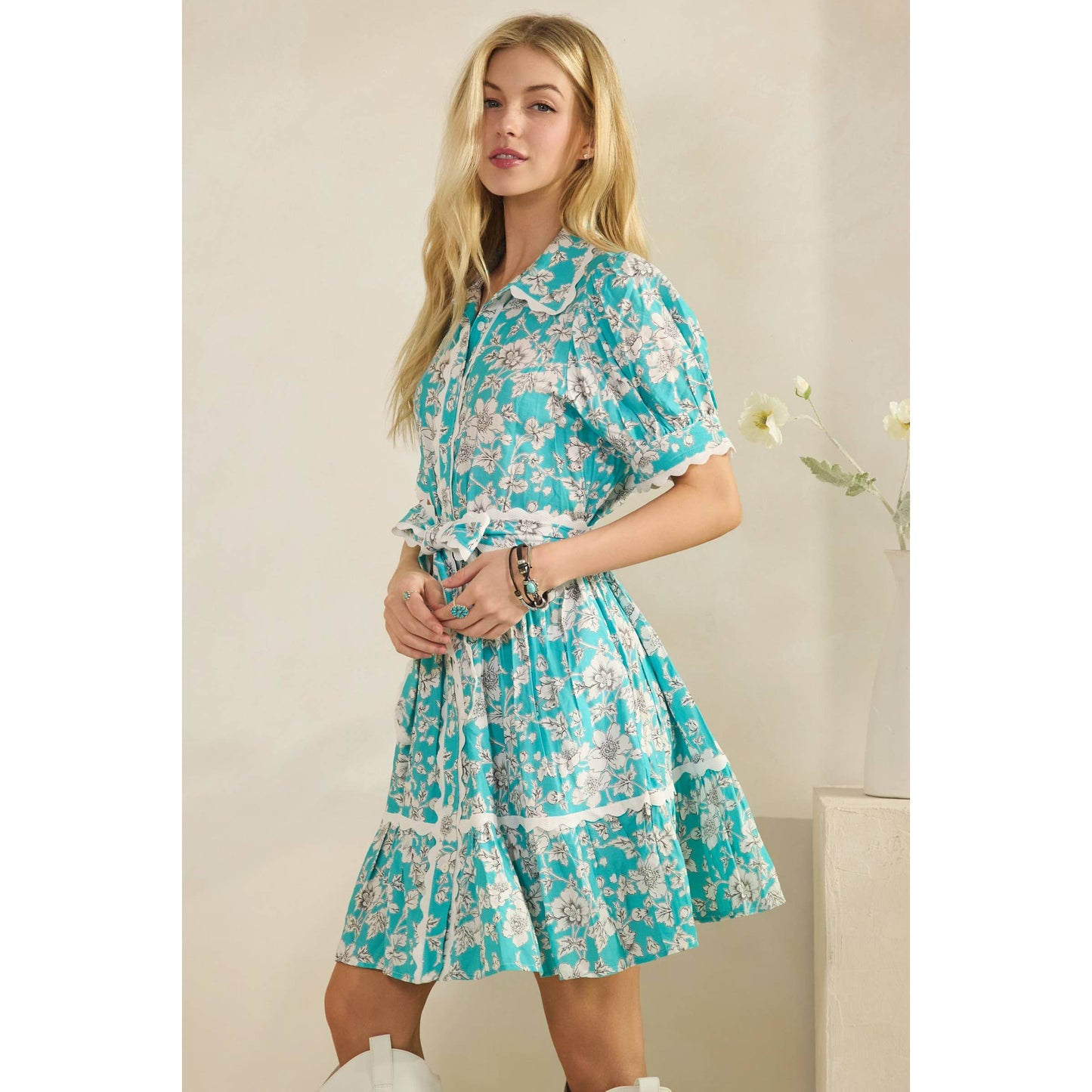 VINTAGE FLORAL SCALLOPED MINI DRESS (SD7675)