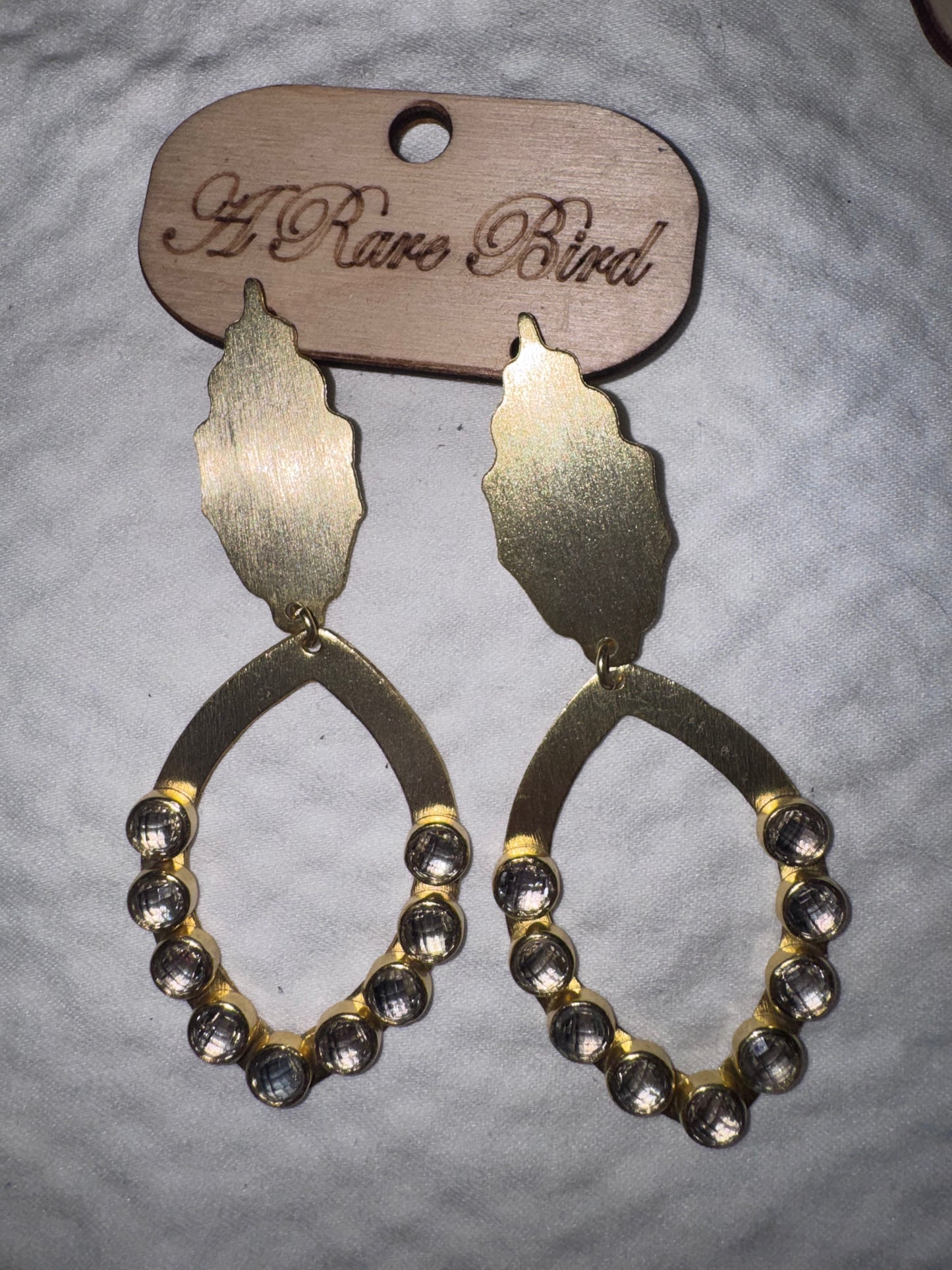 Gold tone Earrings with Rhinestones