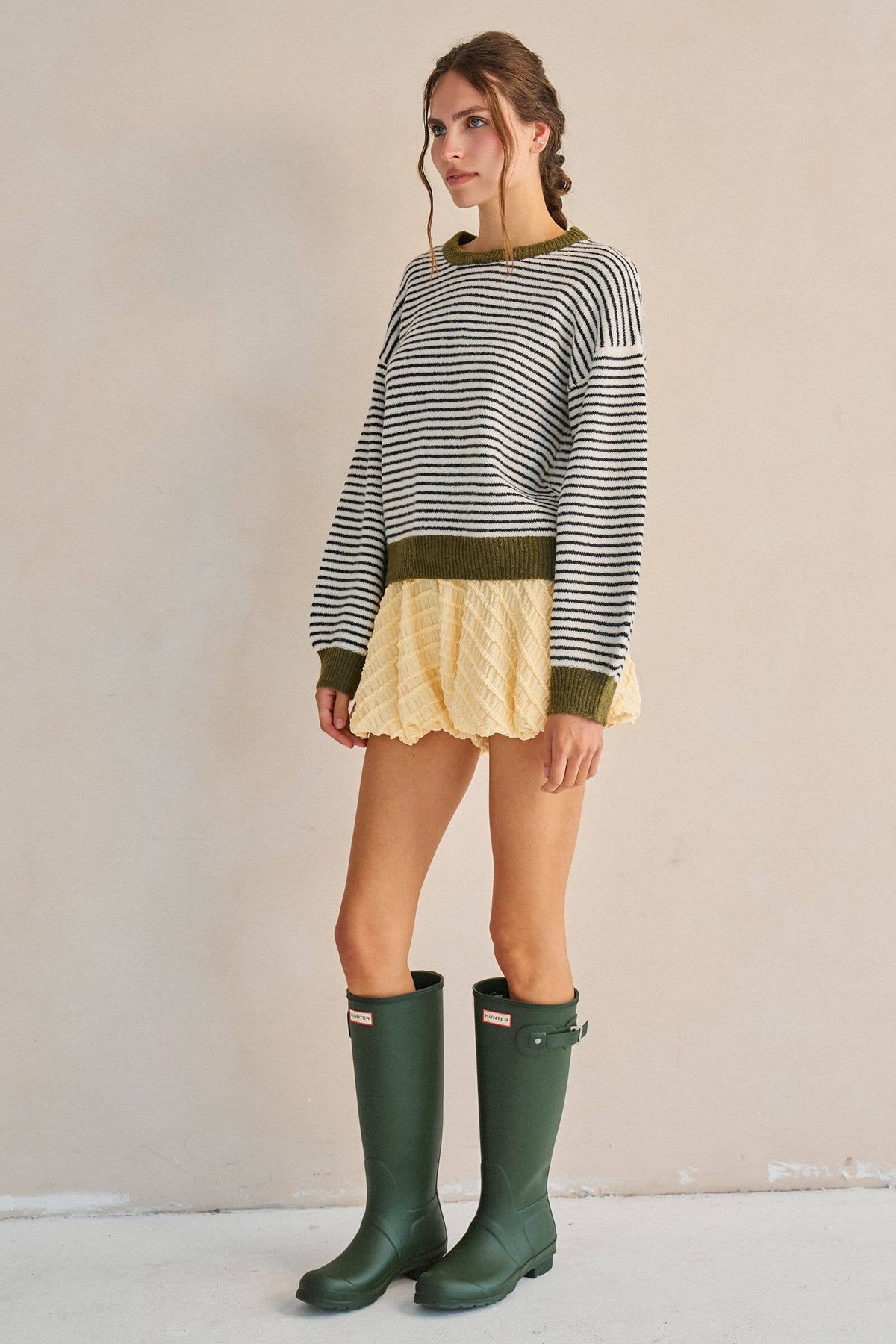 RUFFLE WRINKLE BALLOON SHORTS