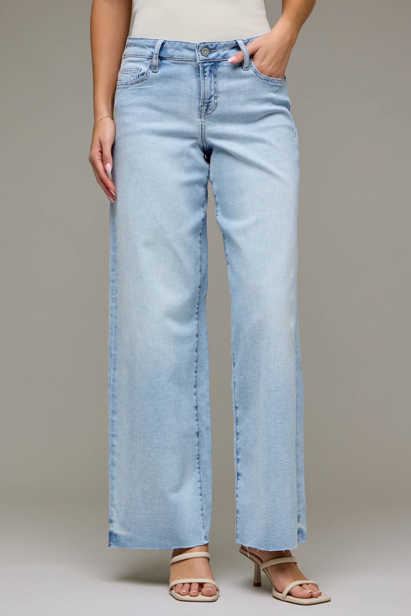 Light Wash Stretch Mid Rise 31" Inseam Wide Leg