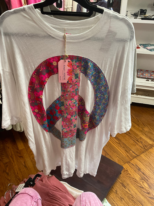 Natural life peace sign tee
