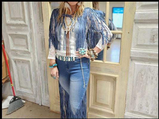 A Rare Bird’s Fringe Snap Jeans