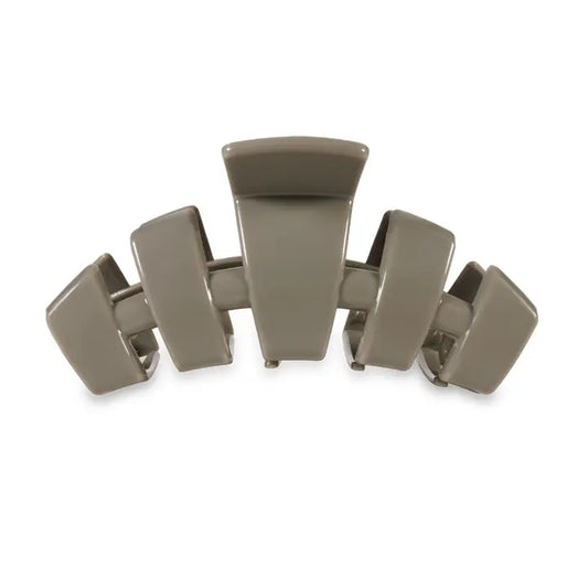 Classic hair clip/ medium/ safe it ain’t