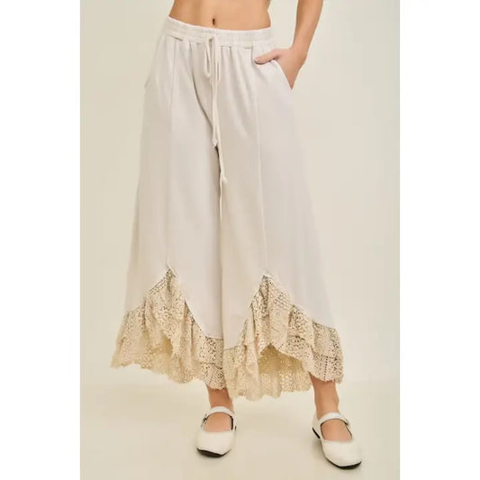 Mineral washed lace ruffle cropped pants