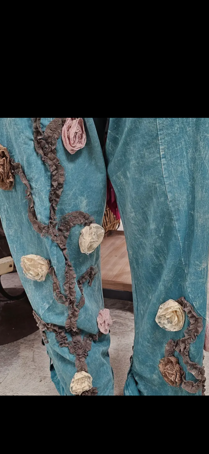 Love Ribbon Rose Pants - A Rare Bird