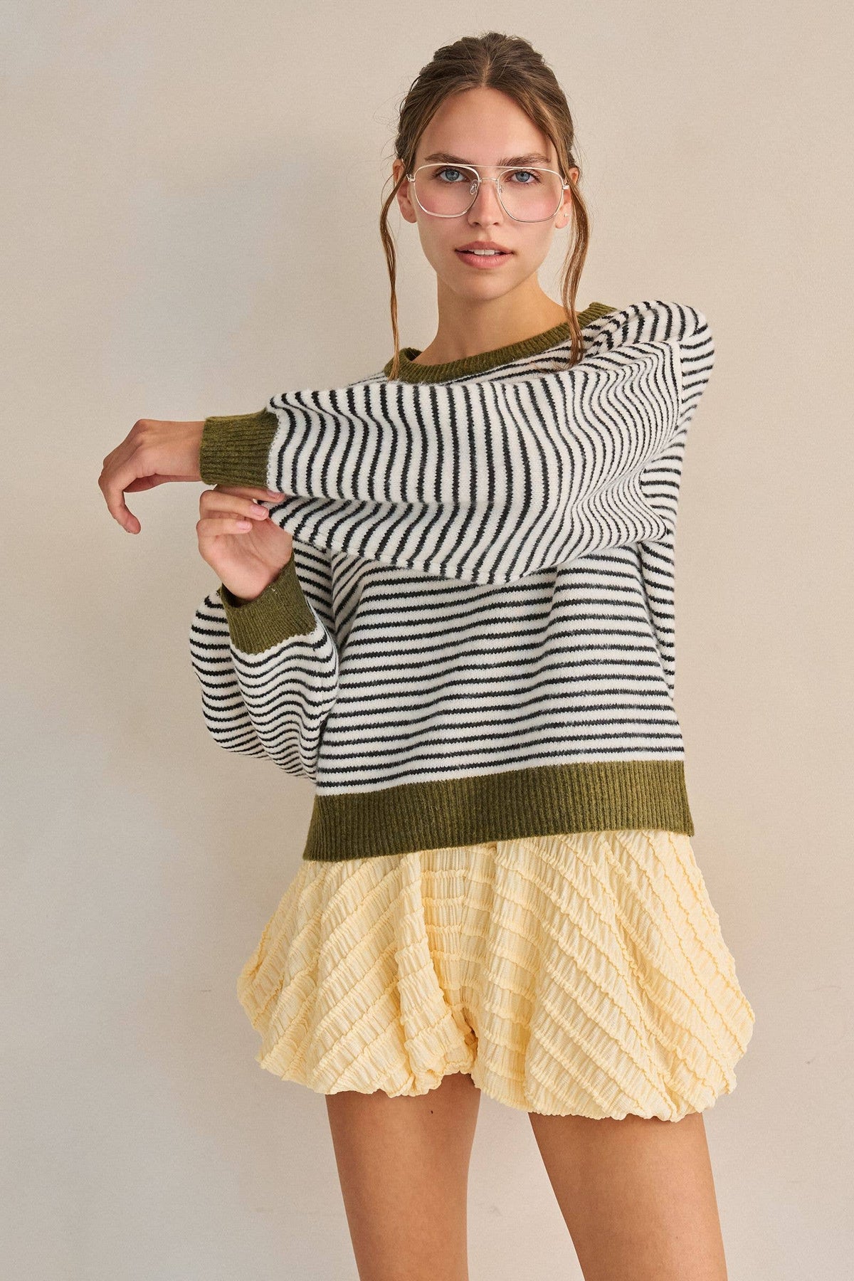 RUFFLE WRINKLE BALLOON SHORTS