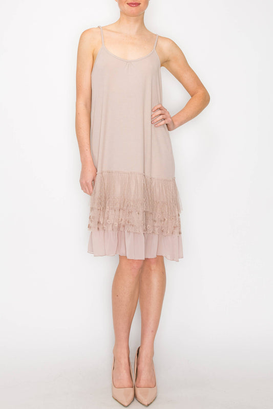 Layered Lace Hem Slip Dress / Extender-4672 TAUPE
