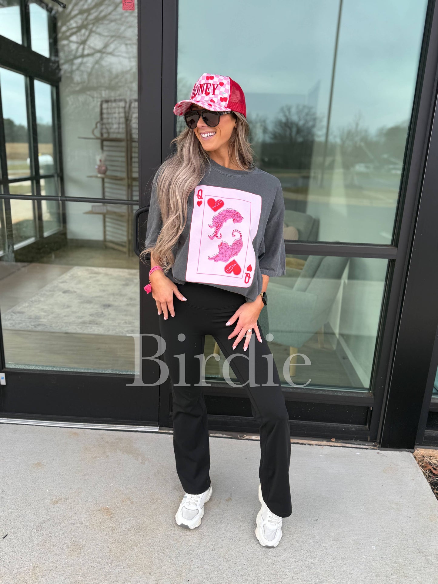 Queen of Hearts Graphic Tee on Pepper