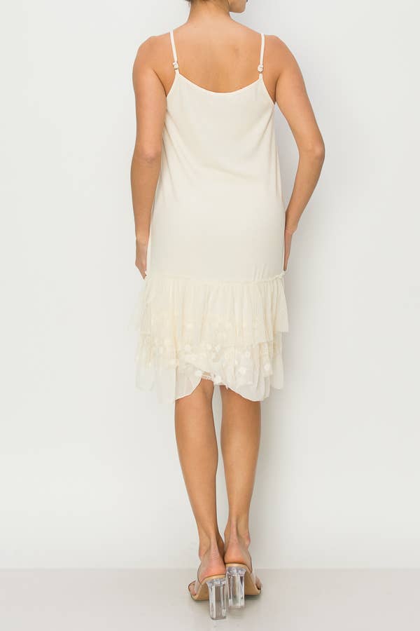 Layered Lace Hem Slip Dress / Extender-4672 BEIGE