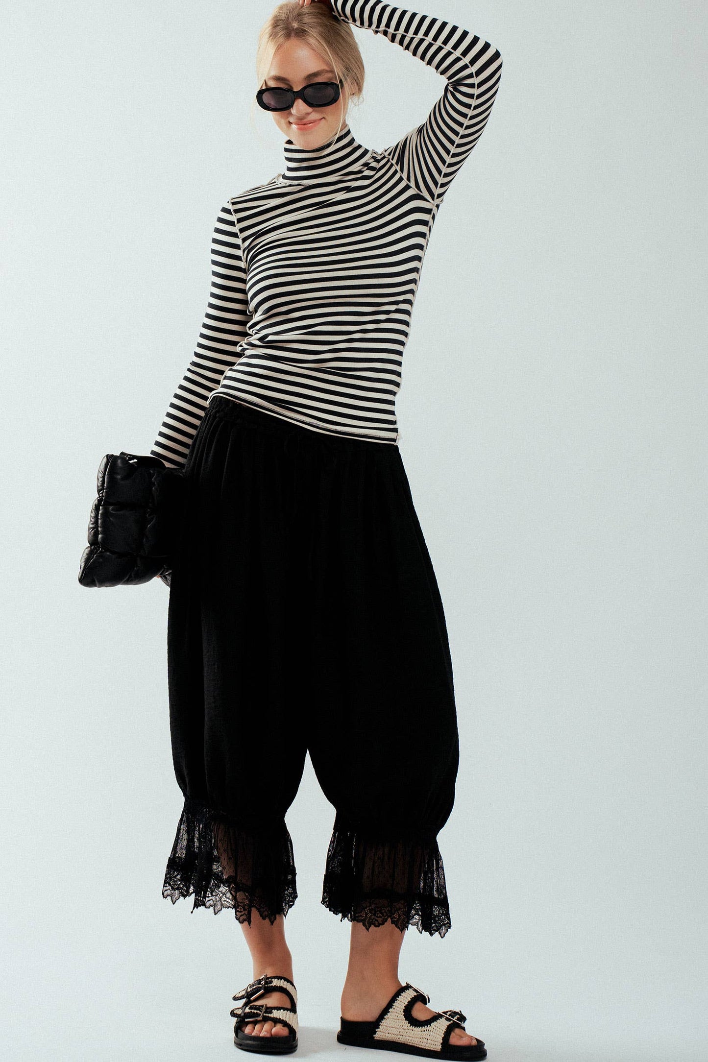 Lace-Trimmed Cropped Bloomer Pants